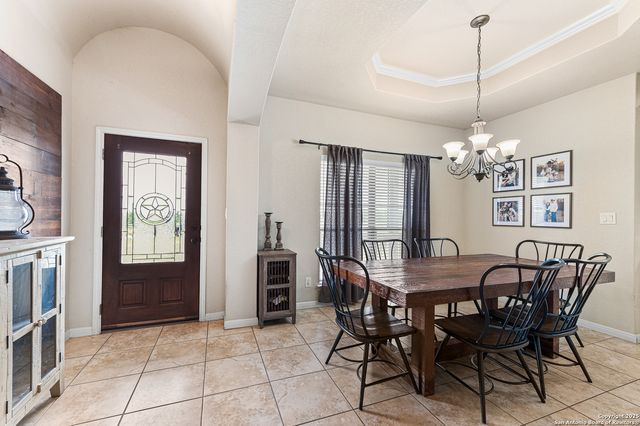 911 County Road 367, Hondo, TX 78861