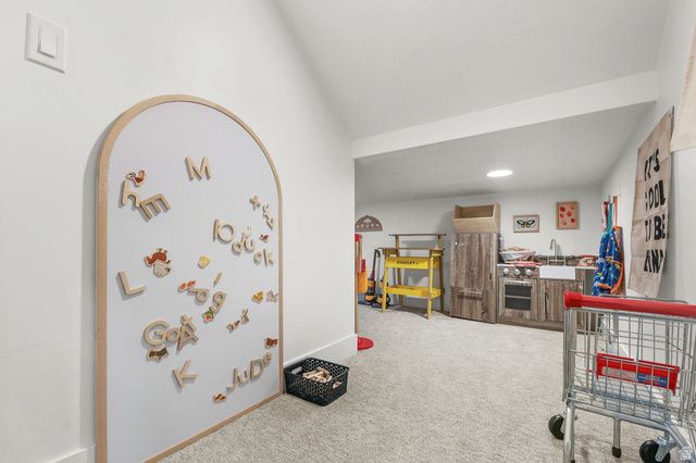 928 S 1950 W, Layton, UT 84041