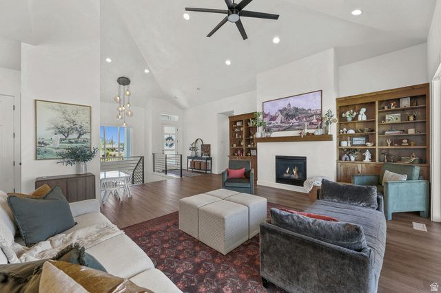 928 S 1950 W, Layton, UT 84041