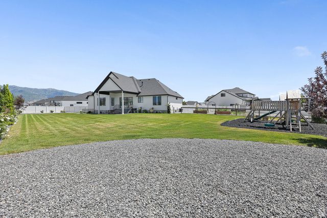 928 S 1950 W, Layton, UT 84041
