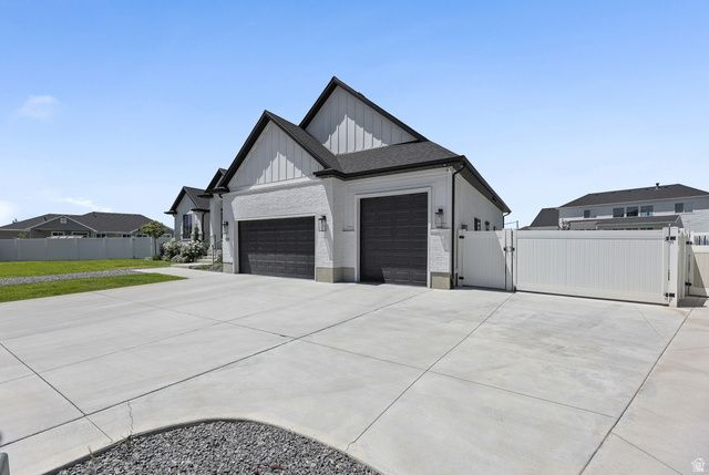 928 S 1950 W, Layton, UT 84041