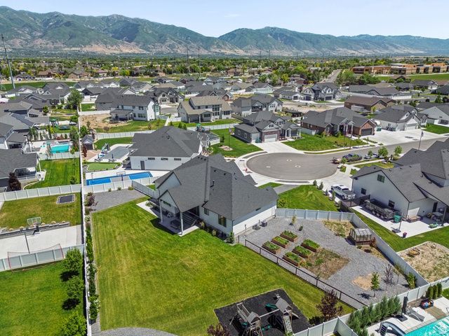 928 S 1950 W, Layton, UT 84041