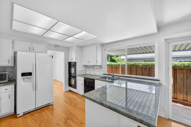 879 El Rio Drive, San Jose, CA 95125