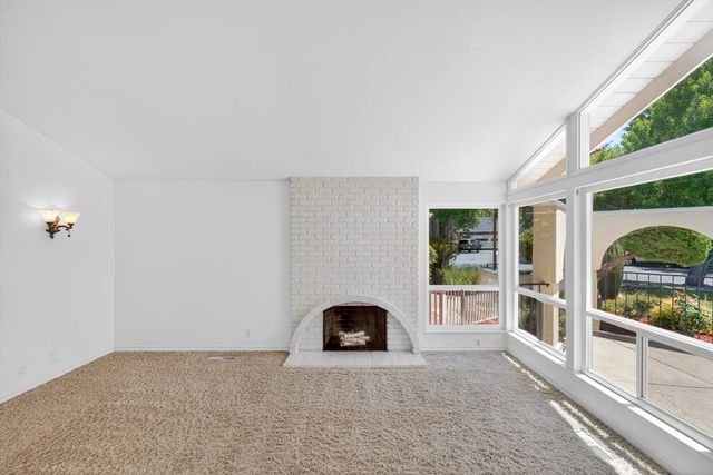 879 El Rio Drive, San Jose, CA 95125
