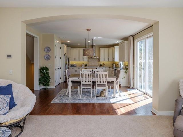 4019 Tullymore Pointe, Portage City, MI 49024