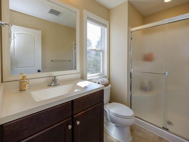 4019 Tullymore Pointe, Portage City, MI 49024