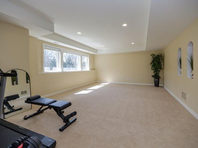 4019 Tullymore Pointe, Portage City, MI 49024