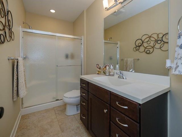 4019 Tullymore Pointe, Portage City, MI 49024