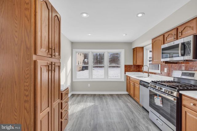 146 ARCH ST, Browns Mills, NJ 08015