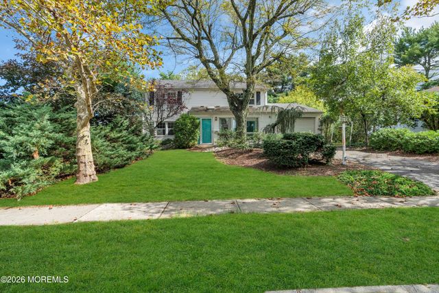 8 Avalon Lane, Aberdeen, NJ 07747