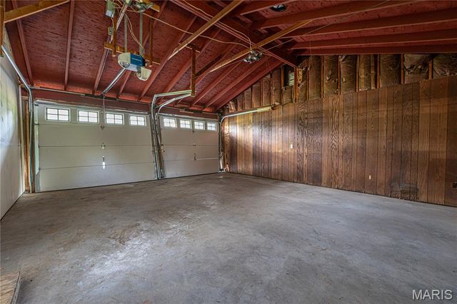 3085 Old Highway 100, Villa Ridge, MO 63089