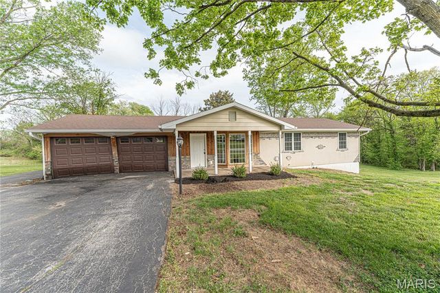 3085 Old Highway 100, Villa Ridge, MO 63089