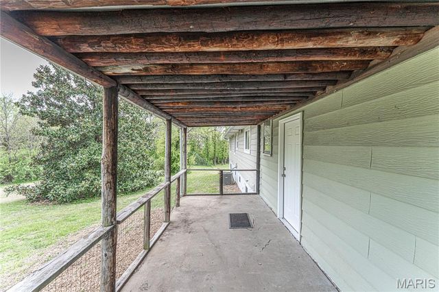 3085 Old Highway 100, Villa Ridge, MO 63089