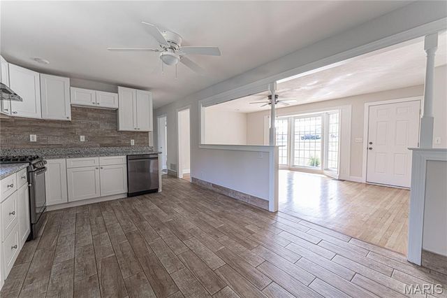 3085 Old Highway 100, Villa Ridge, MO 63089