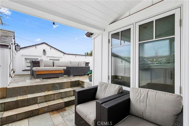 718 Poinsettia, Corona Del Mar, CA 92625