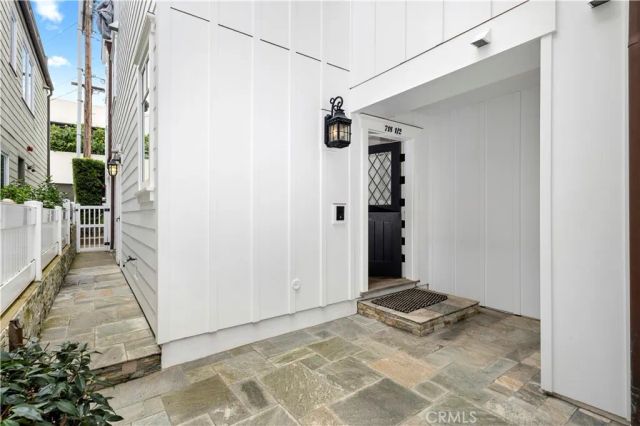 718 Poinsettia, Corona Del Mar, CA 92625