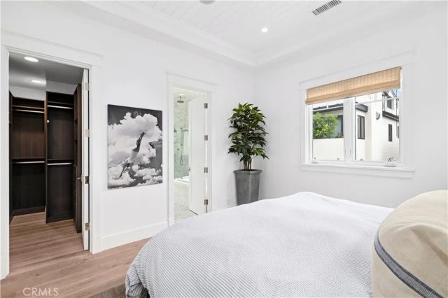 718 Poinsettia, Corona Del Mar, CA 92625