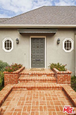 14907 Camarosa Drive, Los Angeles, CA 90272
