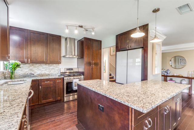 11614 Rogue Way, Dallas, TX 75218