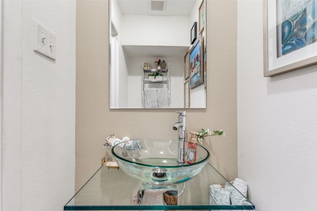 11614 Rogue Way, Dallas, TX 75218