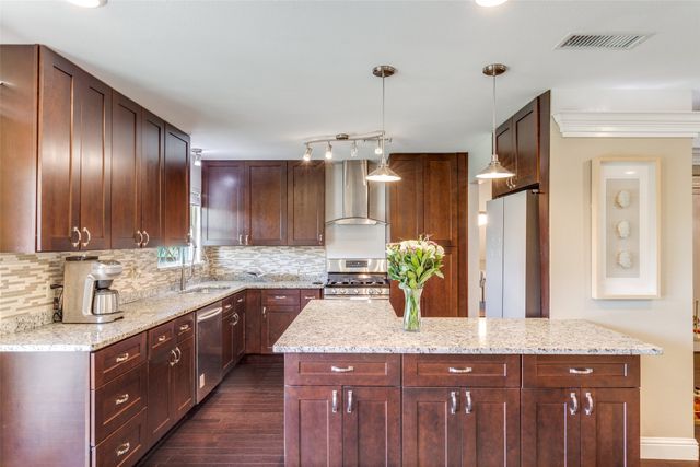 11614 Rogue Way, Dallas, TX 75218