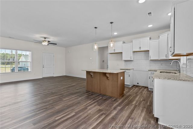 125 Orchard Lane, Parkton, NC 28371