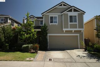 7 Kevin Ln, American Canyon, CA 94503
