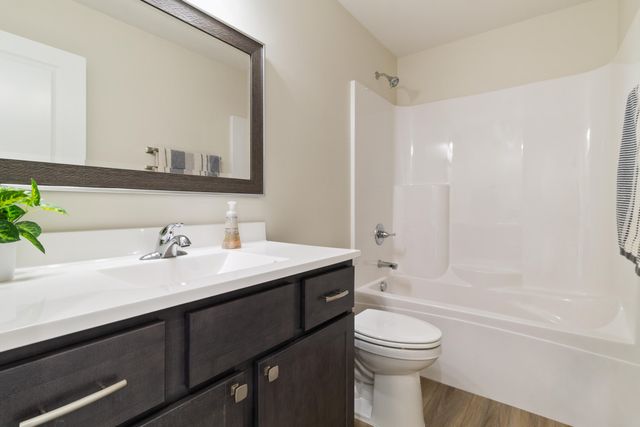 9336 W 106th Place, St. John, IN 46373