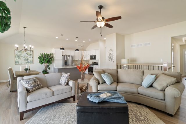 9336 W 106th Place, St. John, IN 46373