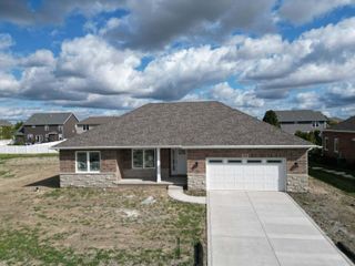 9336 W 106th Place, St. John, IN 46373