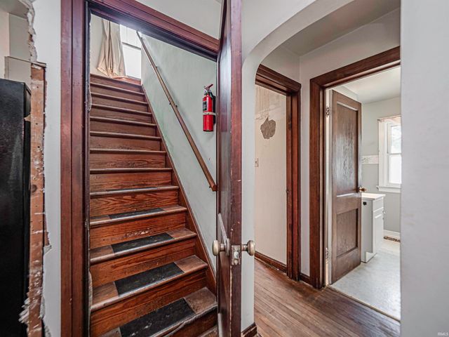 1661 S Fares Avenue, Evansville, IN 47714