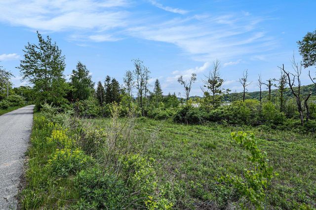 Unit 3B Lake Street, Frankfort, MI 49635