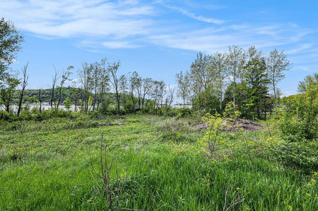 Unit 3B Lake Street, Frankfort, MI 49635