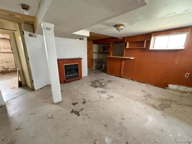 25680 Send Street, Roseville, MI 48066