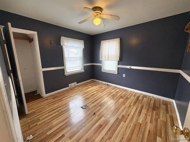 25680 Send Street, Roseville, MI 48066