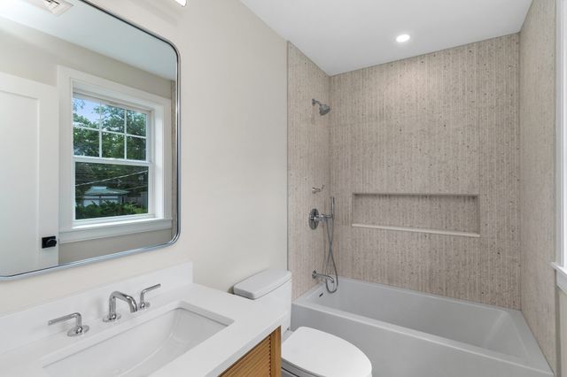 315 Crafts St, Newton, MA 02460