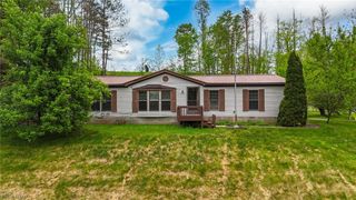 50 Dalzell Road, Whipple, OH 45788
