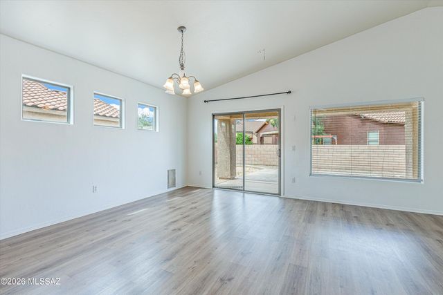12693 N Fallen Fence Lane, Marana, AZ 85653