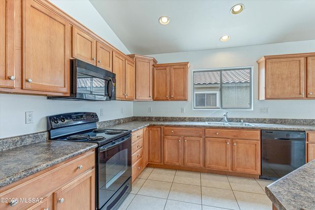 12693 N Fallen Fence Lane, Marana, AZ 85653