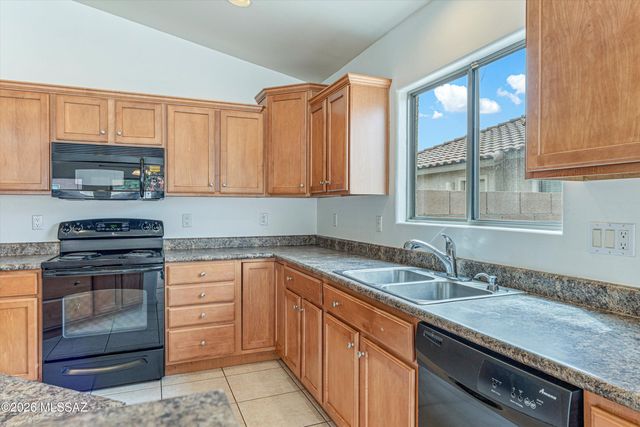 12693 N Fallen Fence Lane, Marana, AZ 85653