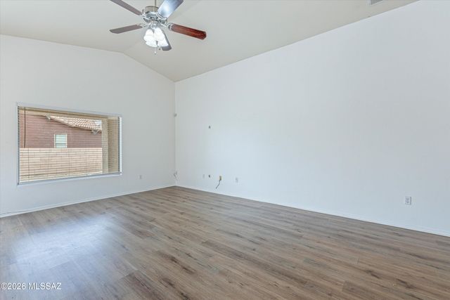 12693 N Fallen Fence Lane, Marana, AZ 85653