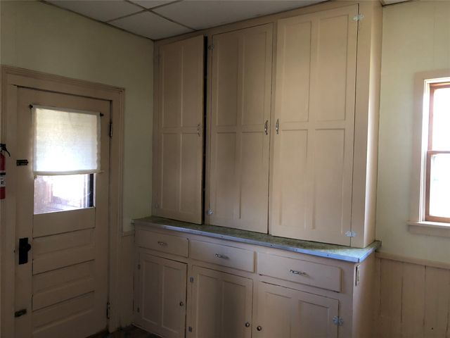 442 E 5TH Street, Erie, PA 16507