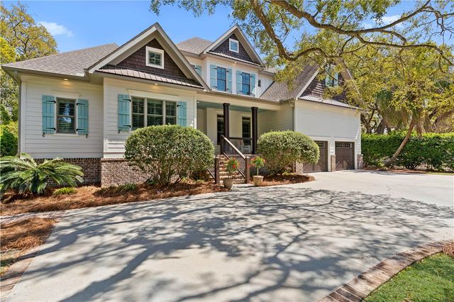 306 Broadway Street, St Simons Island, GA 31522