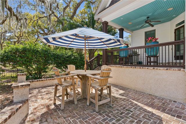 306 Broadway Street, St Simons Island, GA 31522