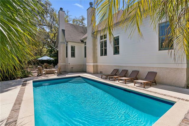 306 Broadway Street, St Simons Island, GA 31522