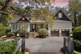 306 Broadway Street, St Simons Island, GA 31522