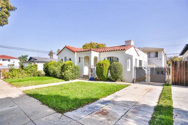 3370 Lemon, Signal Hill, CA 90755