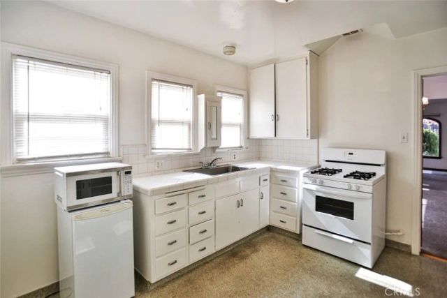 3370 Lemon, Signal Hill, CA 90755