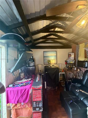 16980 SW 104th Ave, Miami, FL 33157