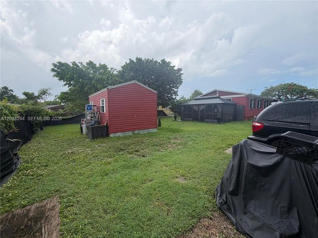 16980 SW 104th Ave, Miami, FL 33157
